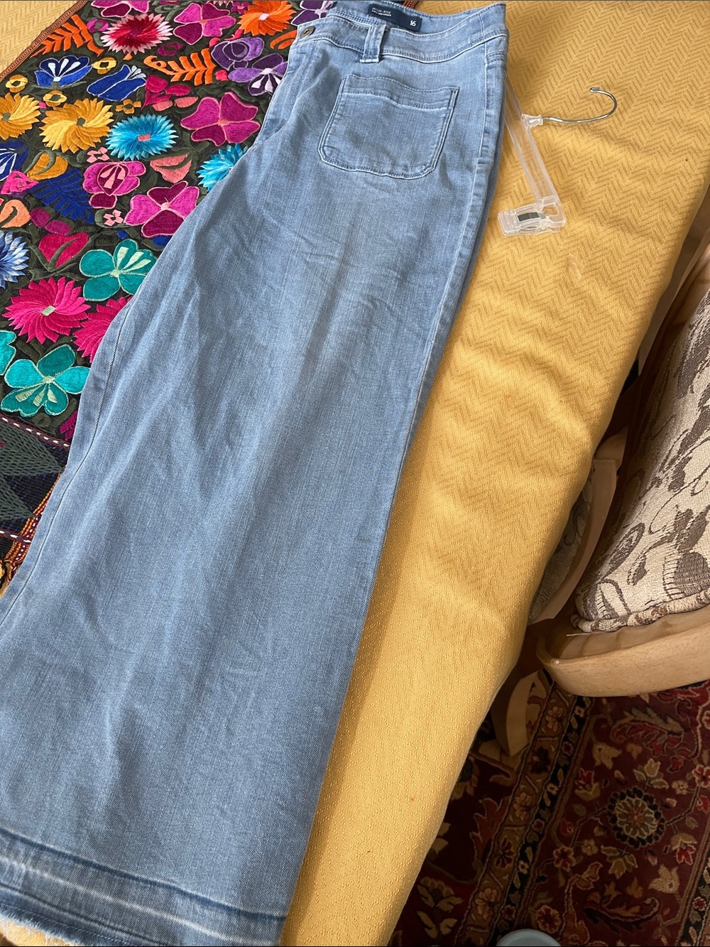 J-Jill Wide-Leg Women's Jeans in Washed Light Blue